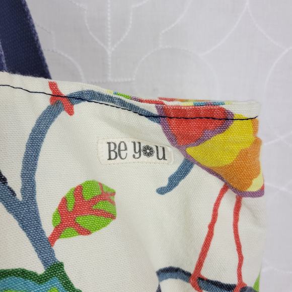 Be You Women's Tote‎ Bag 24"x18" White Floral Animal Print Double Handle Strap - Picture 3 of 8